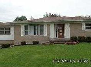23221 Meadow Park, Redford, MI 48239