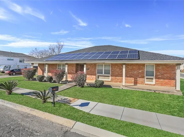 2265 Pressburg St, New Orleans, LA 70122