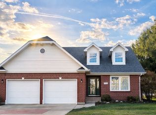 2298 Somerset Dr, Franklin, IN 46131