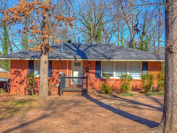 2nd image of 3309 Vermont Dr