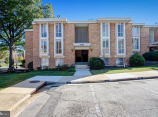 5701 Indian Ct APT 2C, Alexandria, VA