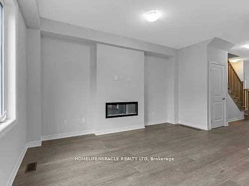 32 Vickers Rd — Photo 11