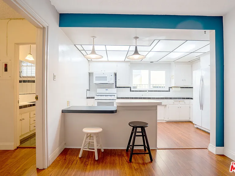 446 S Saint Andrews Pl #3 — Photo 1
