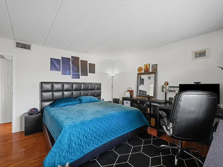 3223 W Parkway Dr #3A — Photo 16