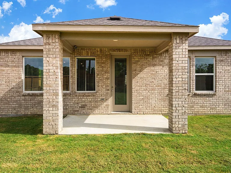 1210 Sugar Dr — Photo 29