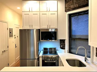 Rented by Bond New York