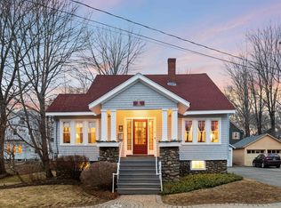 61 Lawrence St, Portsmouth, NH 03801