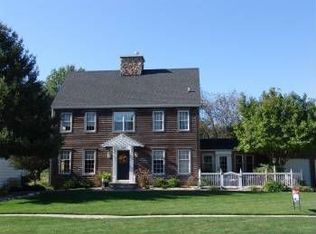 718 46th St, West Des Moines, IA 50265