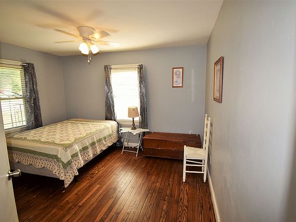 5th image of 504 Lincoln Ave