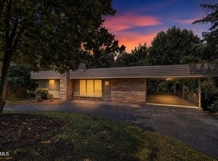 4148 Skyland Dr, Kingsport, TN 37664