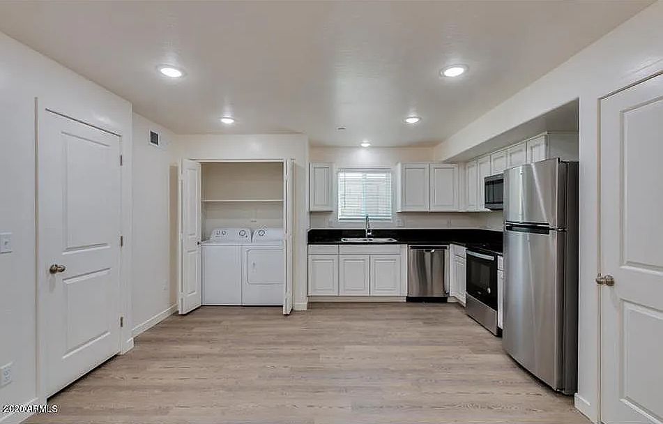 1st image of 501 E 9th Ave #501B