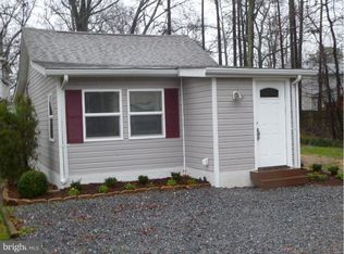 5980 4th St, Deale, MD 20751