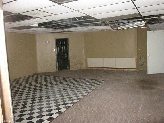 5th image of 1315 Market St