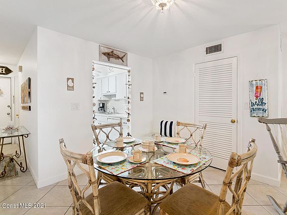 3rd image of 1045 Cheyenne Blvd APT 26