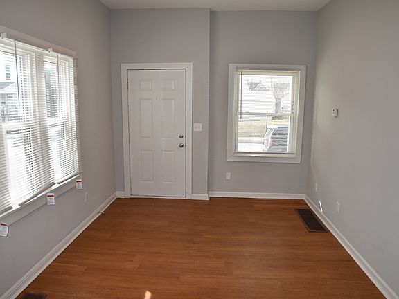 5th image of 352 E Hinman Ave