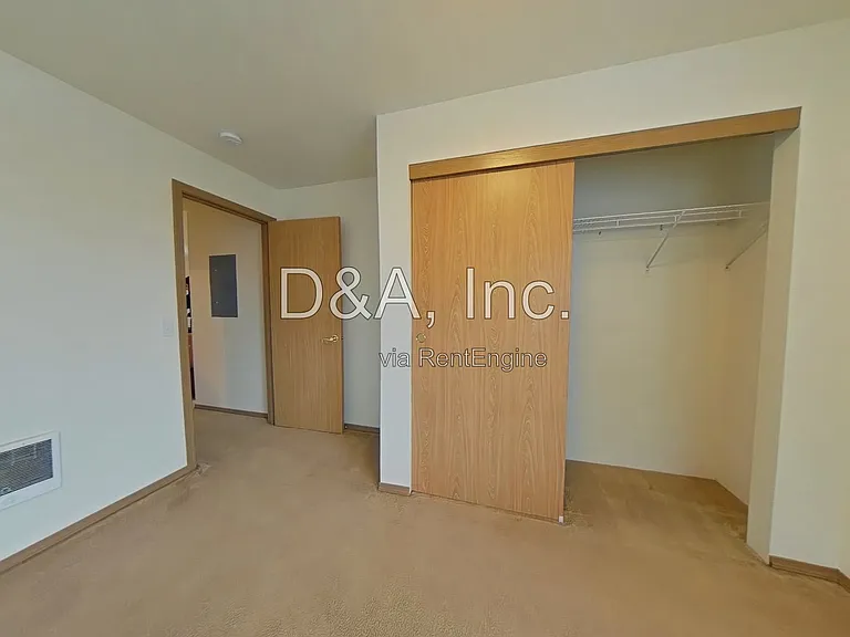 2960 NW Tyler Ave #302 — Photo 7