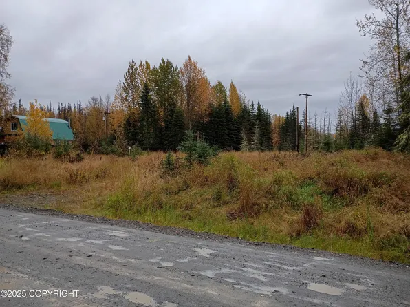 36060 Greenridge St, Soldotna, AK 99669