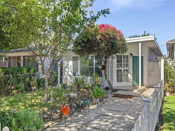 2905 W Chandler Blvd, Burbank, CA 91505