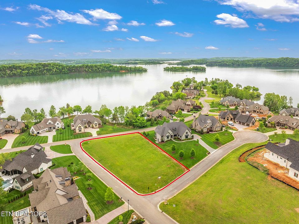 WindRiver Lakefront Lot