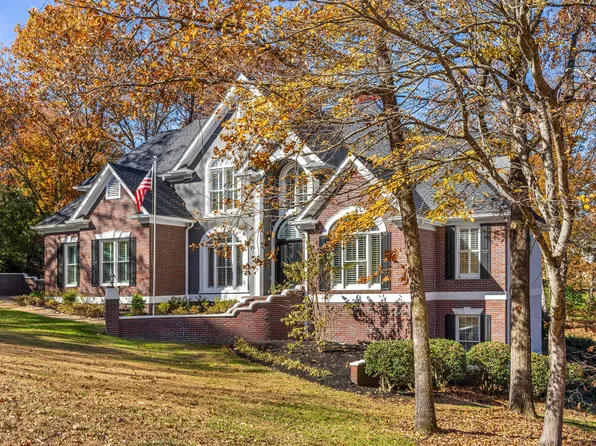 711 Sunset Mountain Dr, Chattanooga, TN 37421