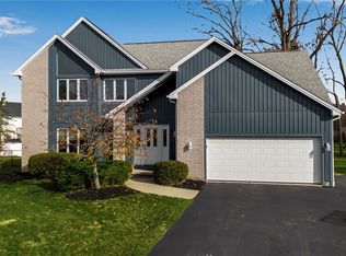 153 Mill Valley Ct, East Amherst, NY 14051