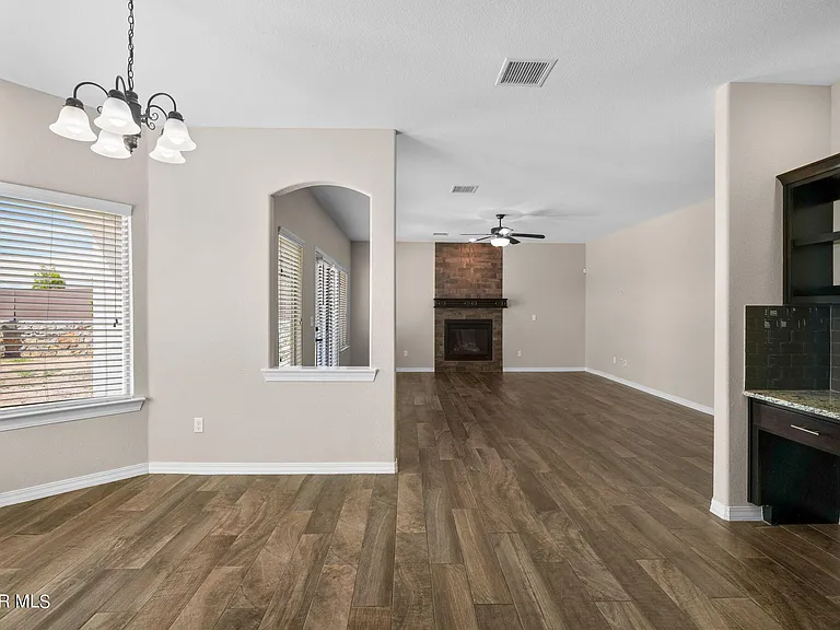 7877 Enchanted View Dr — Photo 19