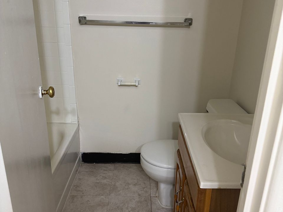 1st image of 5605 S Bannock St APT 306