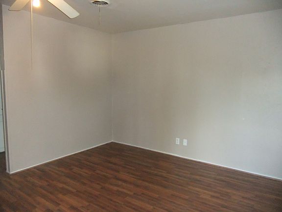 5th image of 2122 Hamilton St