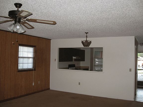 4th image of 808 Bebo Ln