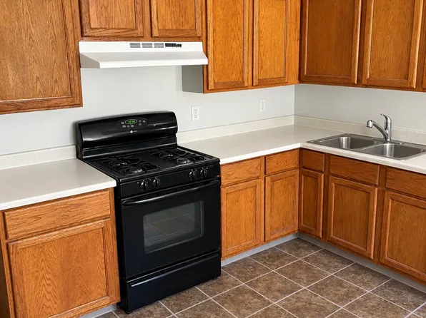 730 Thomas Ave #2, Saint Paul, MN 55104