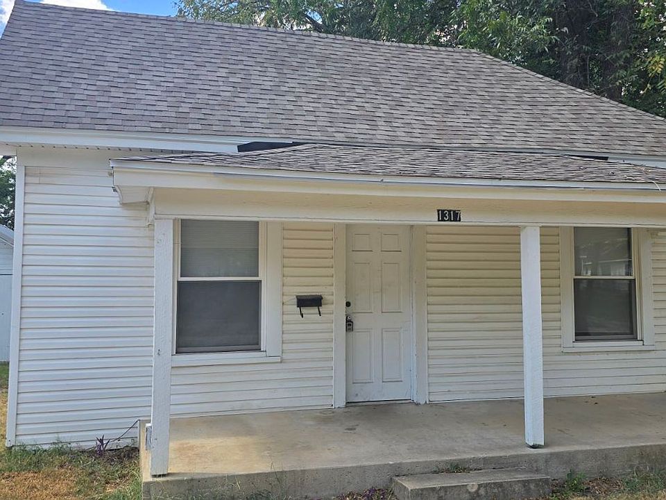 1st image of 1317 N Prospect Ave