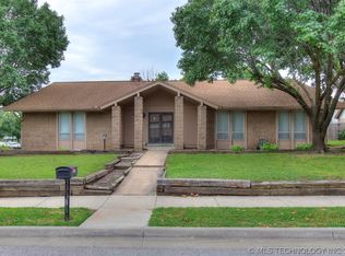 7038 E 48th St, Tulsa, OK 74145