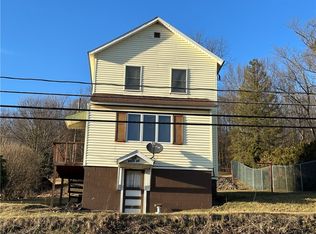 178 Main St, Ernest, PA 15739