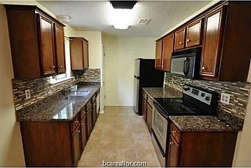 2nd image of 1109 Chinaberry Dr
