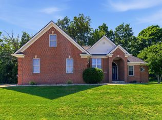 604 Farmland Dr, Berea, KY 40403