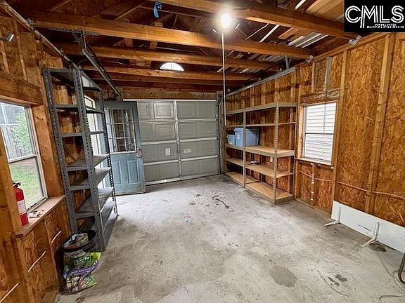 4th image of 216 Darby Way