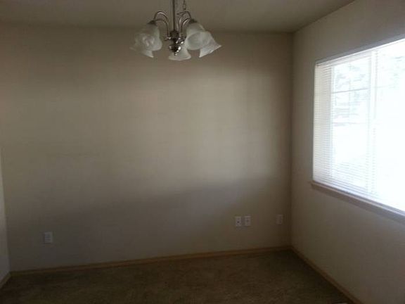 4th image of 10121 19th Ave Ct S