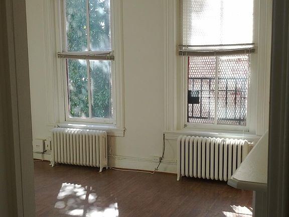 4th image of 1203 Saint Paul St APT 8