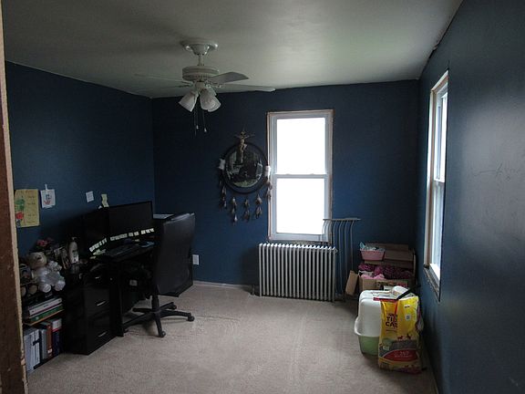 3rd image of 1651 Newport Ave