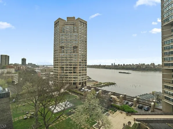 7000 Blvd #30H, Guttenberg Town, NJ 07093