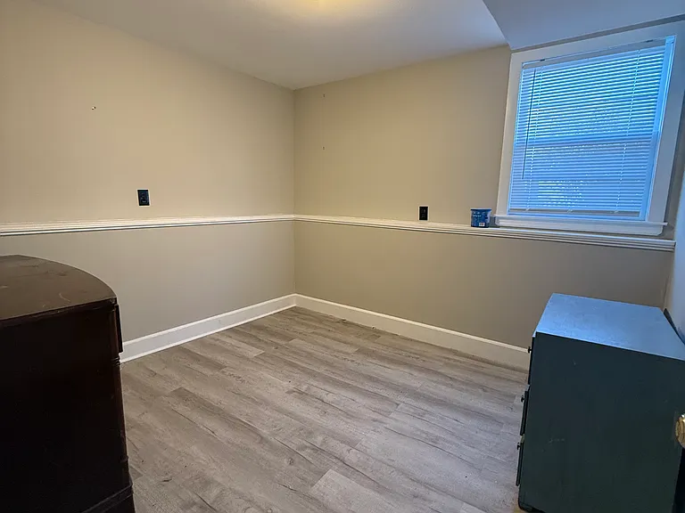 105 Lynn Ave — Photo 4