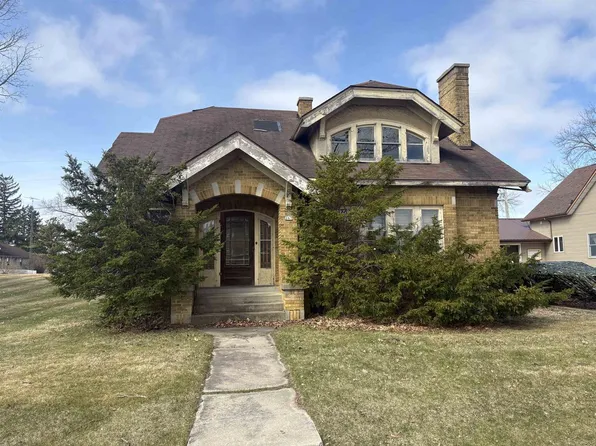 267 North Ridge Street, Hustisford, WI 53034