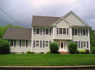 79 Chestnut St, North Reading, MA 01864