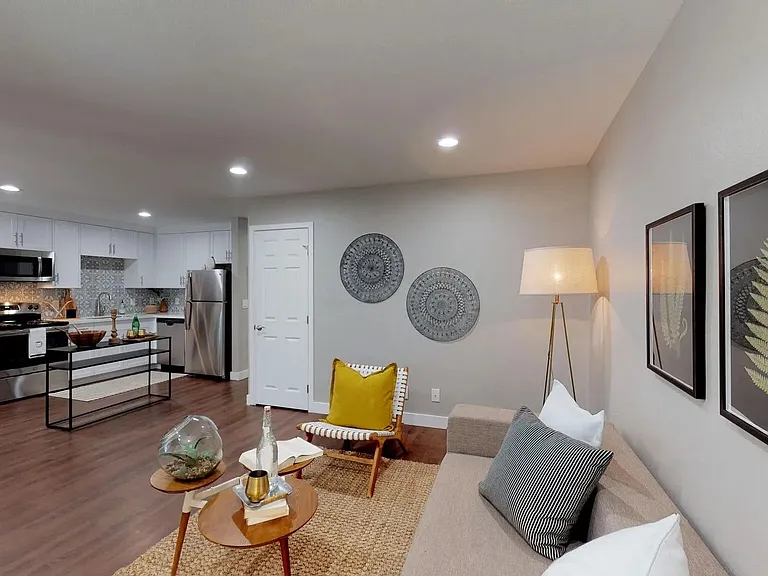 1133 Old Stage Rd — Photo 3