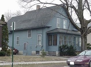 829 Vine Ave, Oshkosh, WI 54901