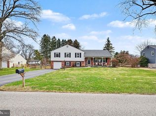 95 Kleyona Ave, Phoenixville, PA 19460