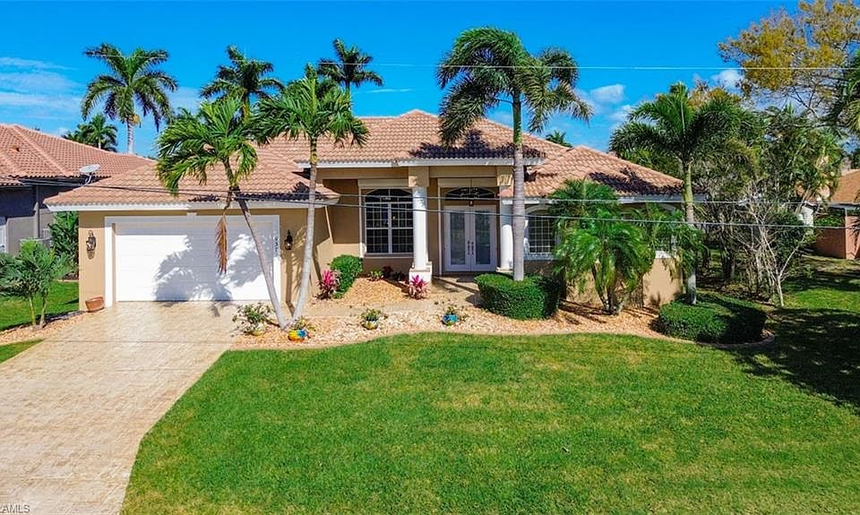 937 Dolphin Dr, Cape Coral, FL 33904 MLS 224029996 Zillow