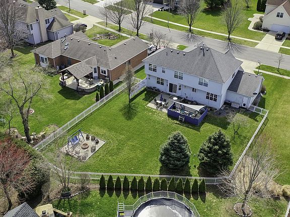 5th image of 24314 W Farmstead Ln