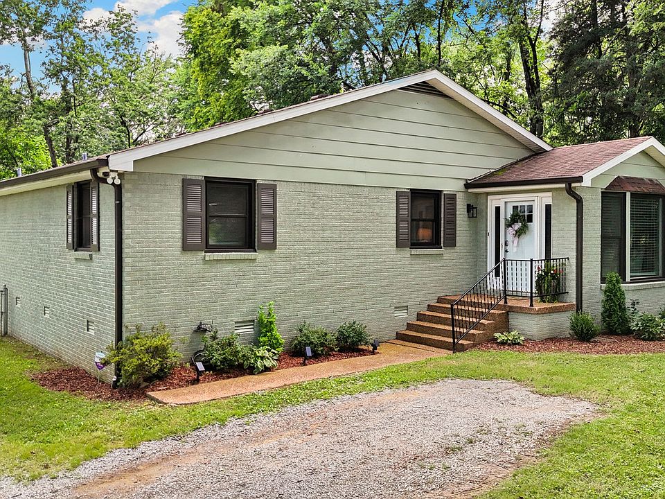 1st image of 2879 Lyncrest Dr