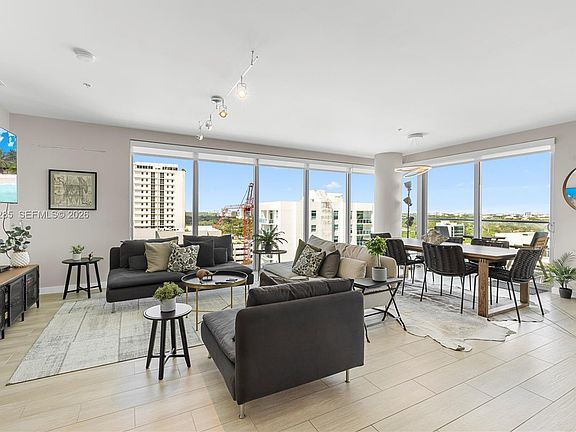 3rd image of 1600 SW 1st Ave APT 1202